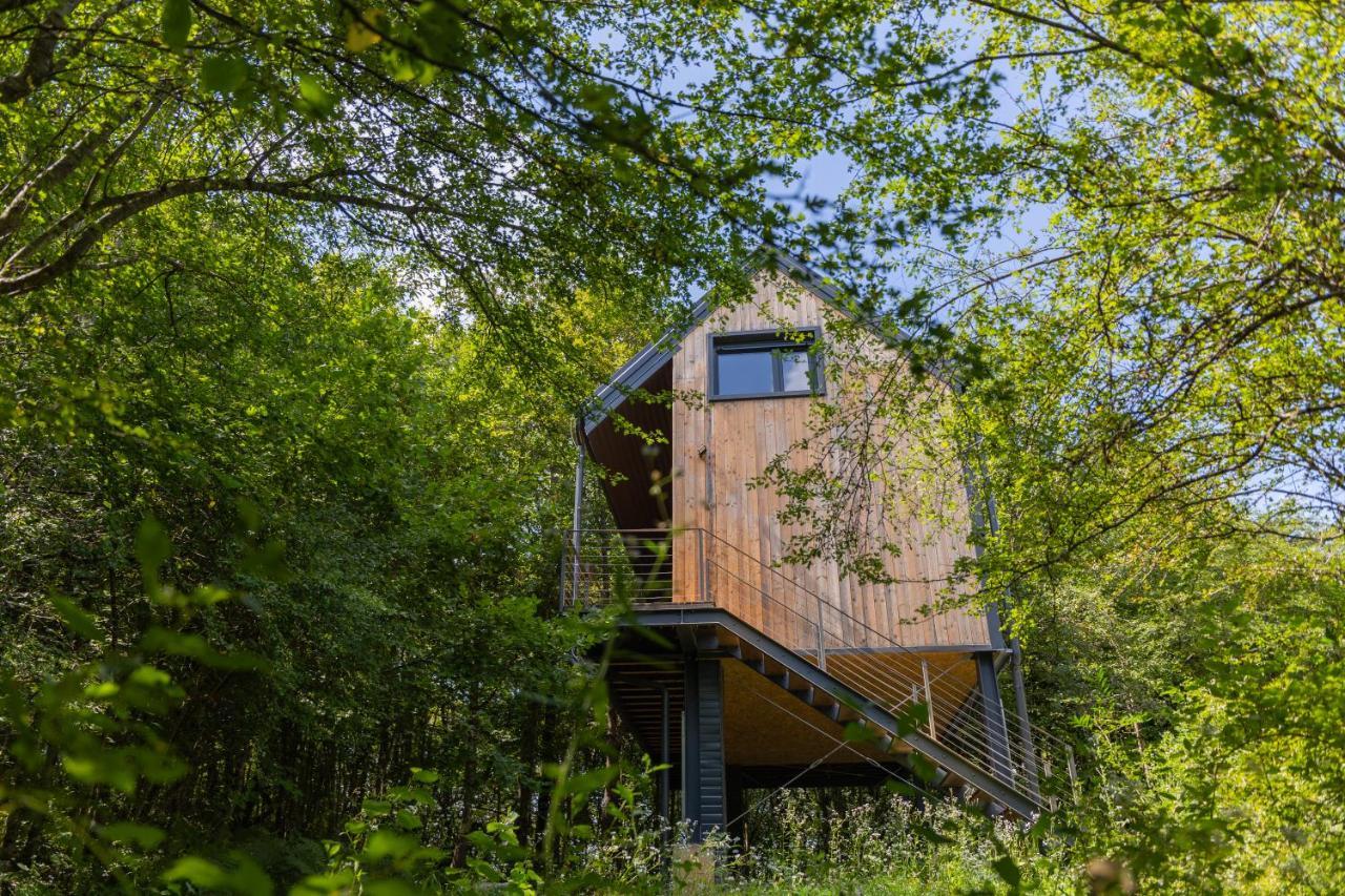 Tree Elements Treehouse Retreat Apartment สลูน ภายนอก รูปภาพ