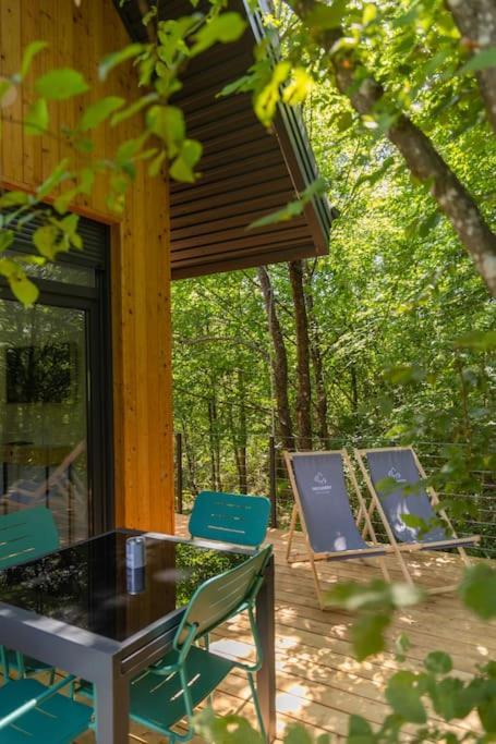 Tree Elements Treehouse Retreat Apartment สลูน ห้อง รูปภาพ