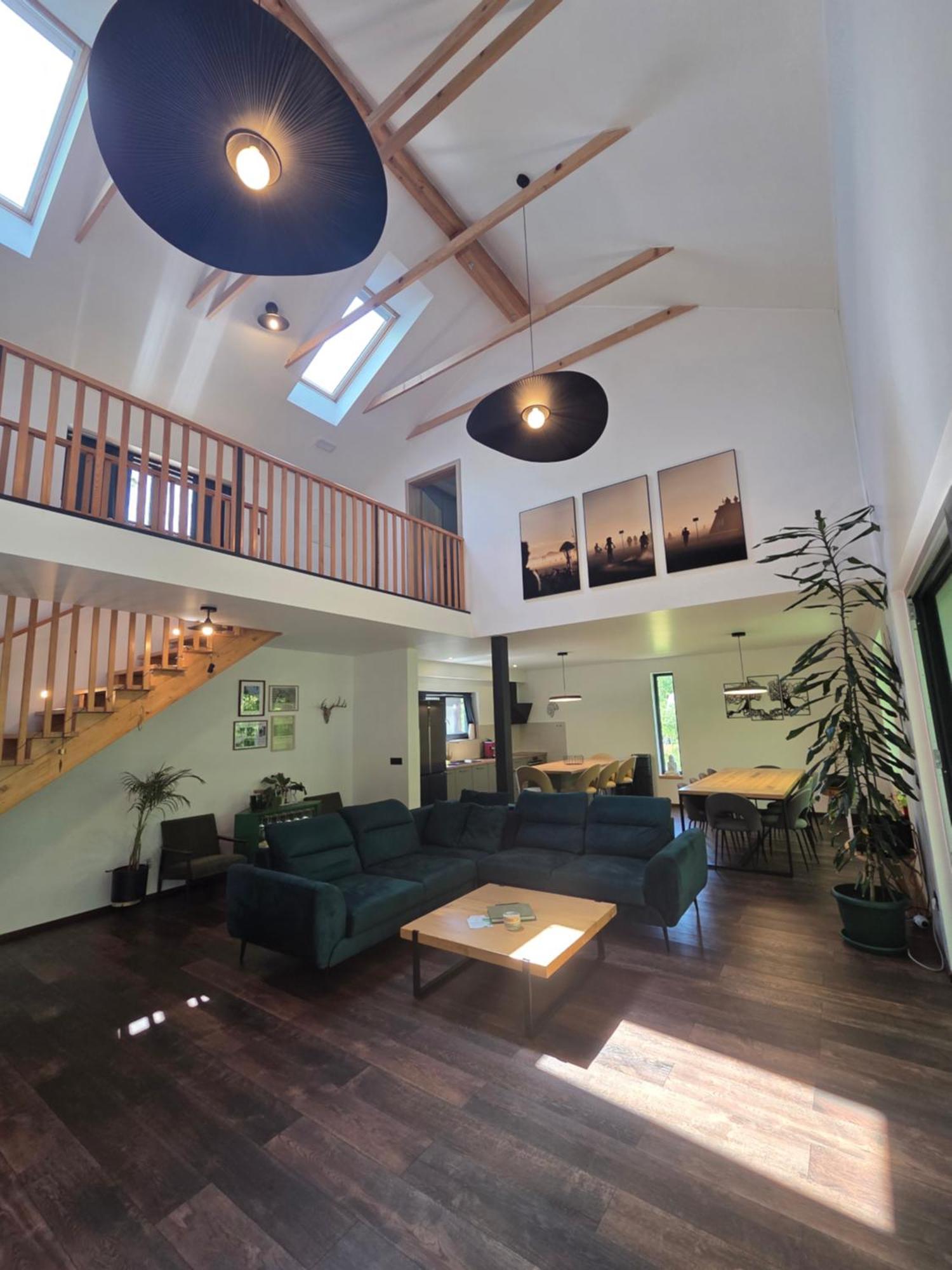 Tree Elements Treehouse Retreat Apartment สลูน ภายนอก รูปภาพ
