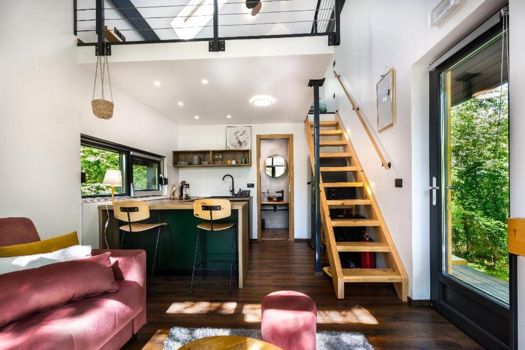 Tree Elements Treehouse Retreat Apartment สลูน ภายนอก รูปภาพ