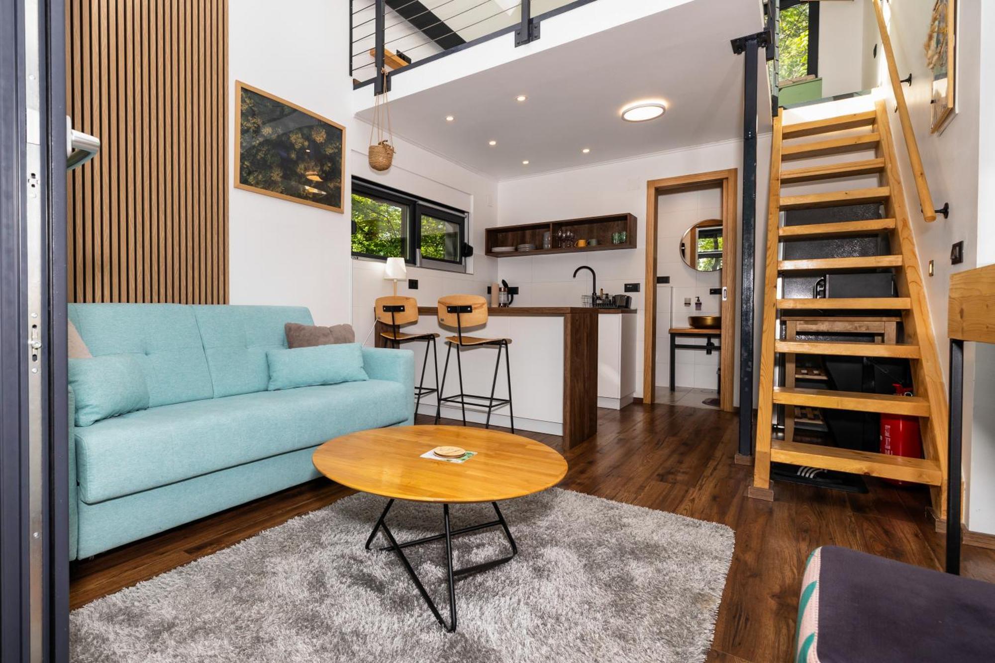 Tree Elements Treehouse Retreat Apartment สลูน ภายนอก รูปภาพ