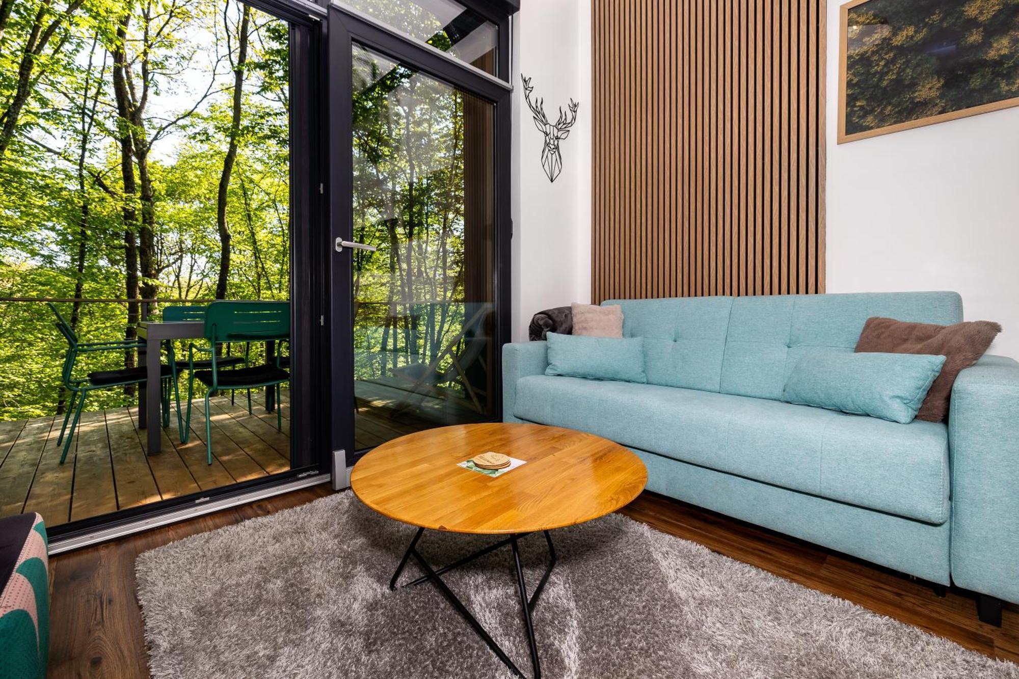 Tree Elements Treehouse Retreat Apartment สลูน ภายนอก รูปภาพ